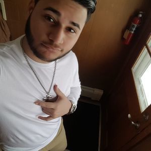 Meet your Posher, Abisaac